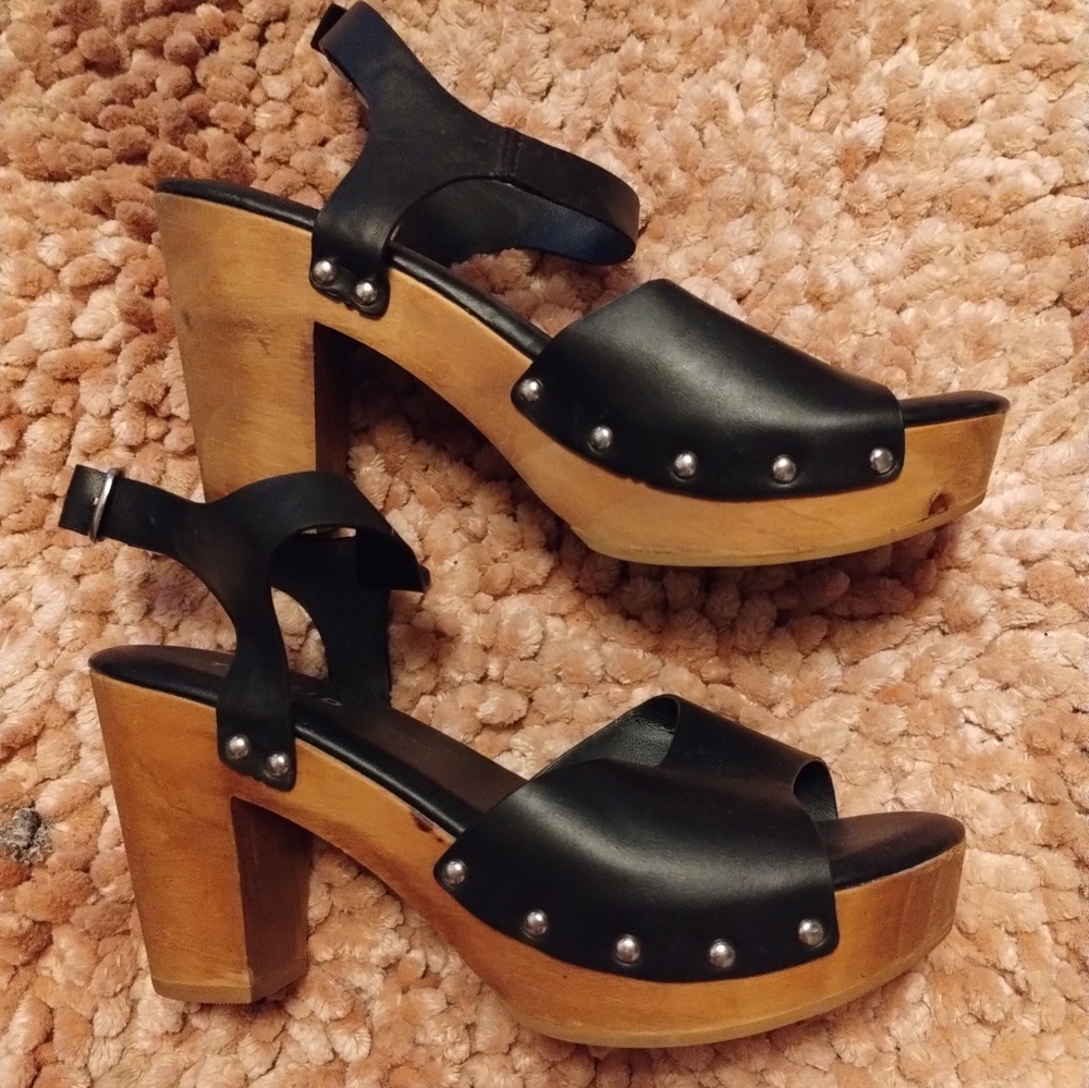 Torrid shoes
